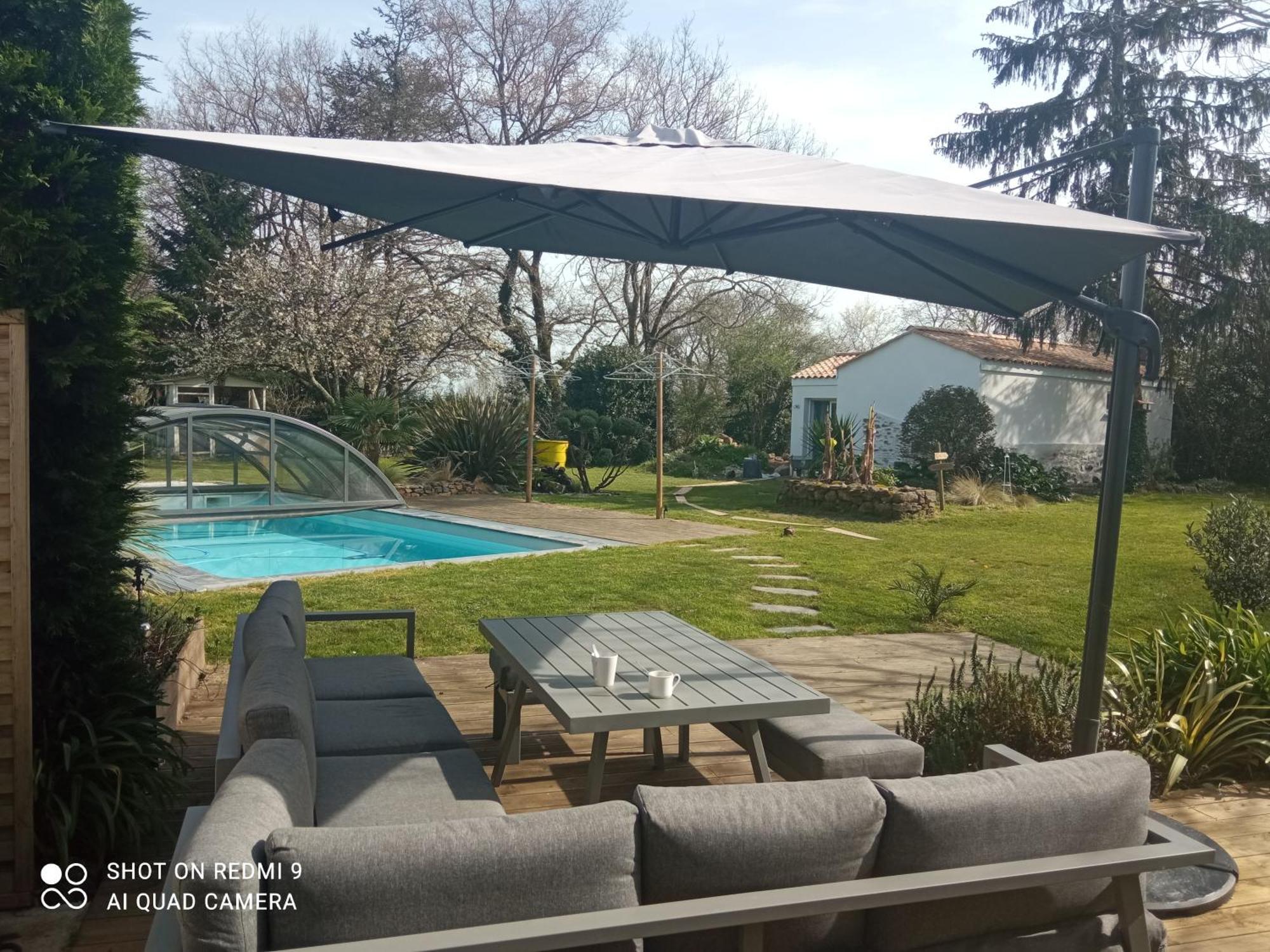 Mas Des Vignes Piscine Chauffee Bed and Breakfast Le Champ-Saint-Pere Εξωτερικό φωτογραφία
