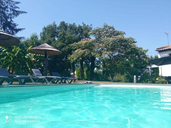Mas Des Vignes Piscine Chauffee Bed and Breakfast Le Champ-Saint-Pere Εξωτερικό φωτογραφία